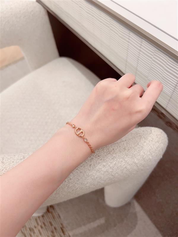 20242615517398 853100